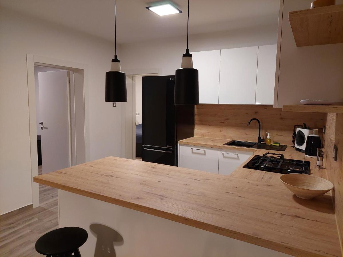 Vela Grota Apartment Rijeka Exterior foto